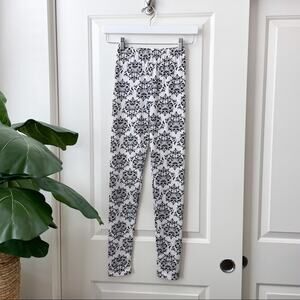 Damask Wallpaper Print Semi Sheer Leggings XS